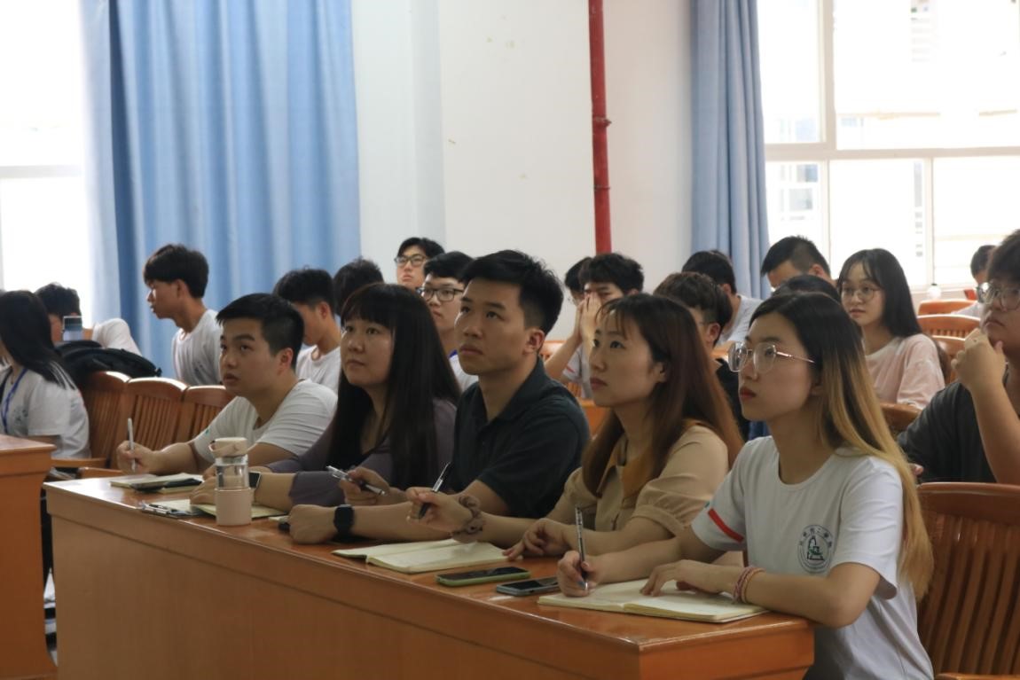 js3845金沙线路学生纪律和生活权益工作培训会议顺利举行