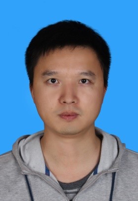 吴  伟