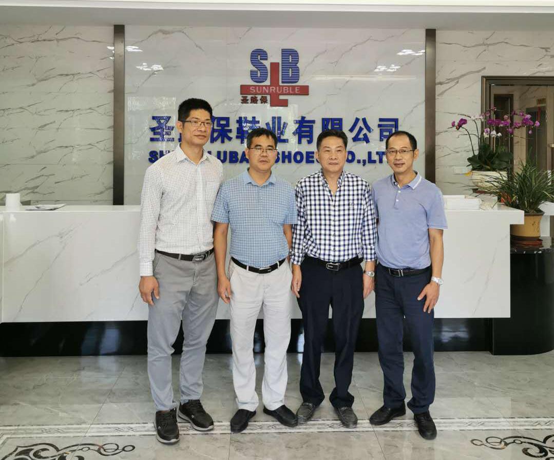 js3845金沙线路赴揭阳开展校企合作交流活动
